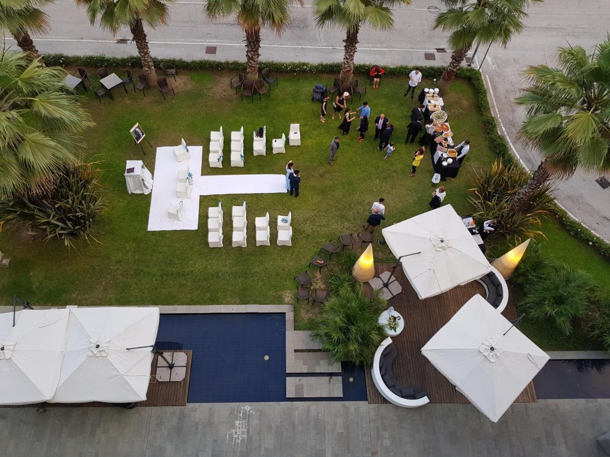 Cosmopolitan Hotel Civitanova Marche Esterno foto