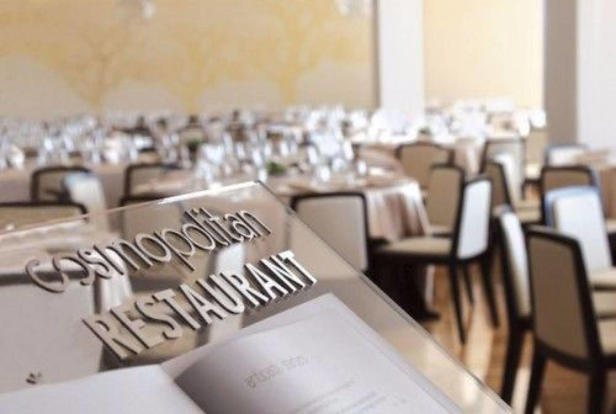 Cosmopolitan Hotel Civitanova Marche Esterno foto