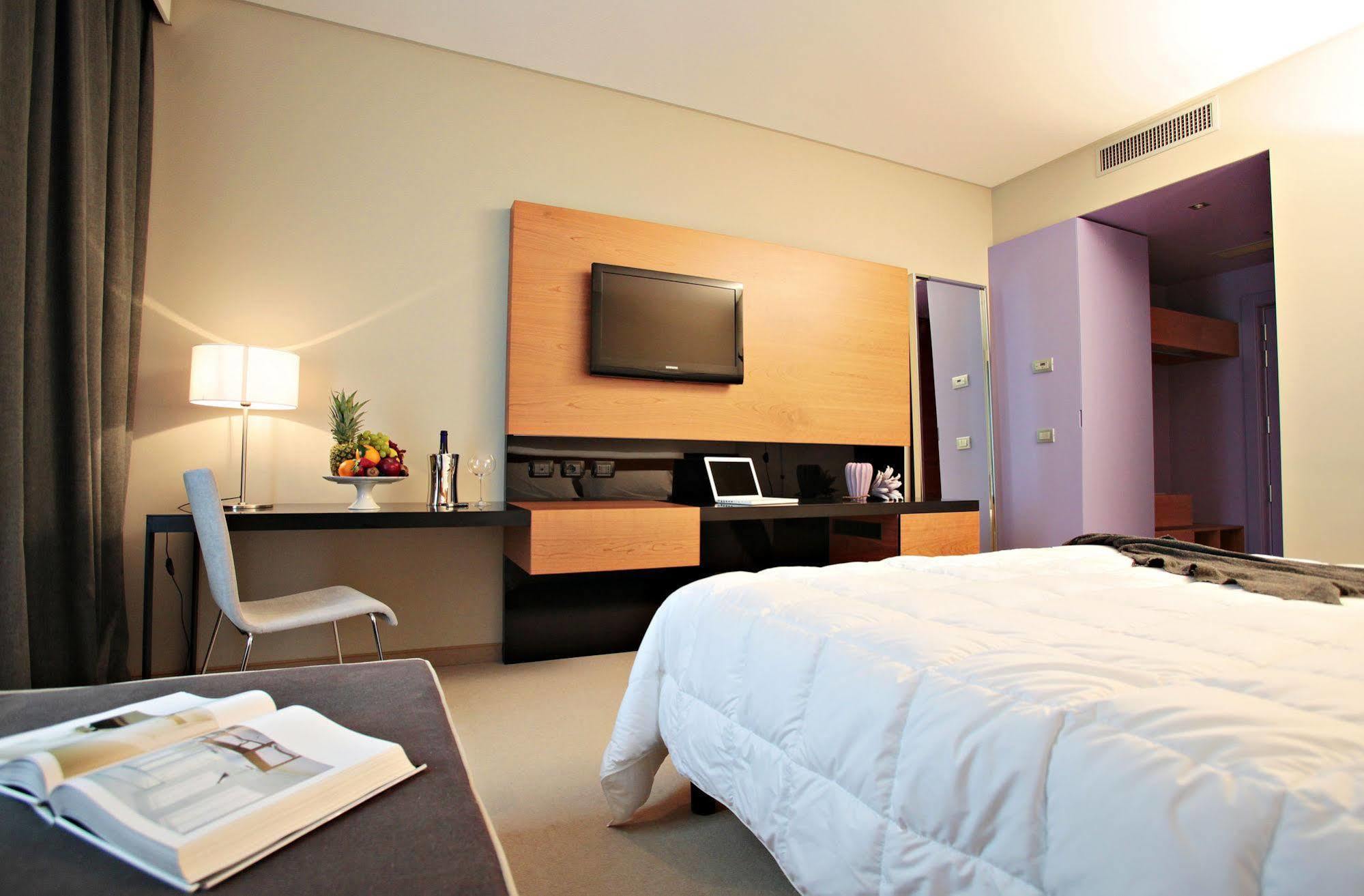 Cosmopolitan Hotel Civitanova Marche Esterno foto