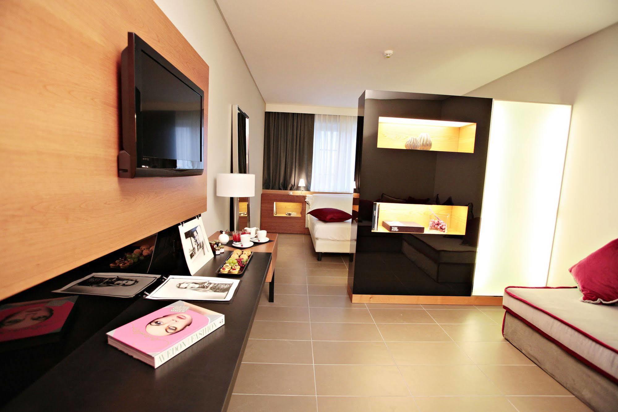 Cosmopolitan Hotel Civitanova Marche Esterno foto